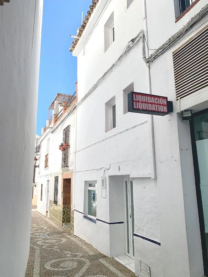 Easy Nerja Beach House ספרד